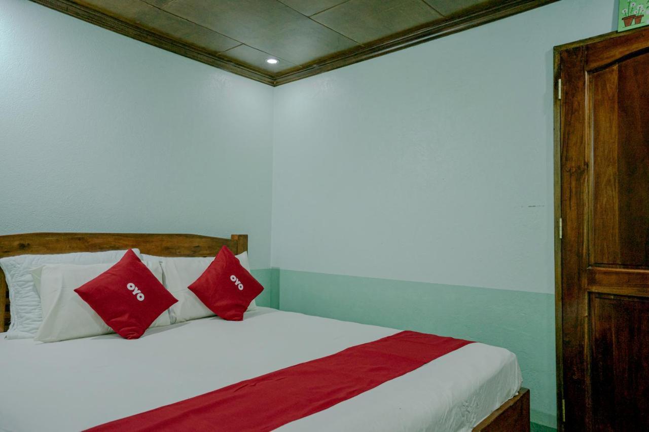 Oyo 760 Tiptop Vacation Homes Baguio City Exterior photo