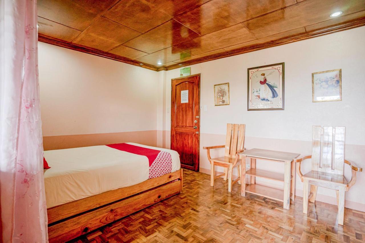 Oyo 760 Tiptop Vacation Homes Baguio City Exterior photo