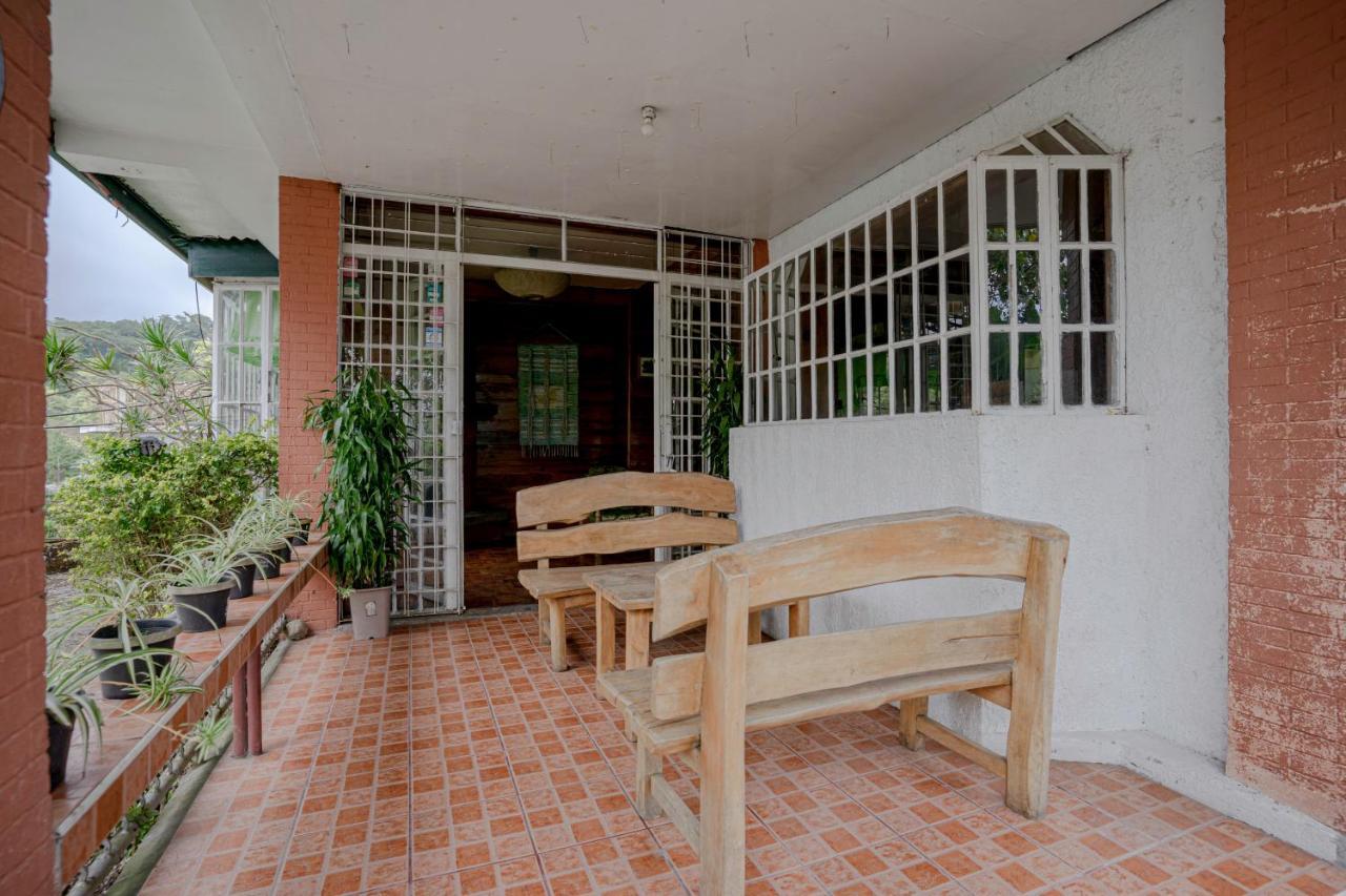 Oyo 760 Tiptop Vacation Homes Baguio City Exterior photo
