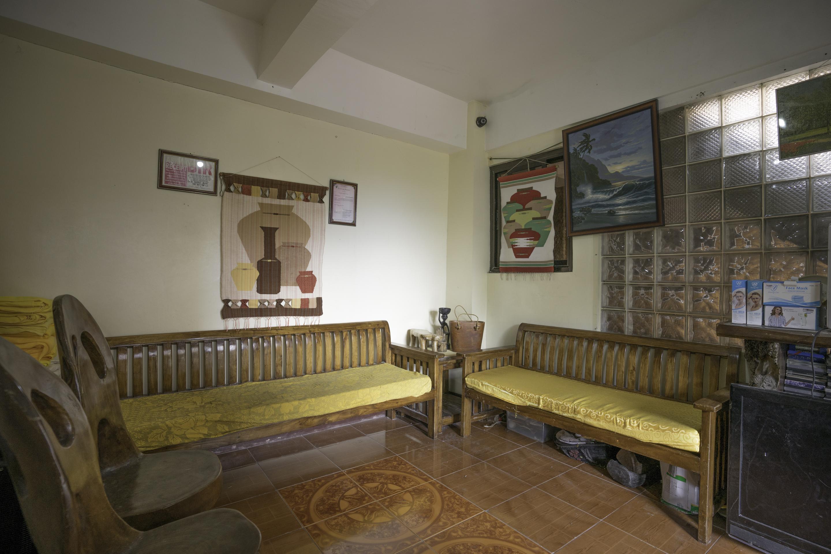 Oyo 760 Tiptop Vacation Homes Baguio City Exterior photo
